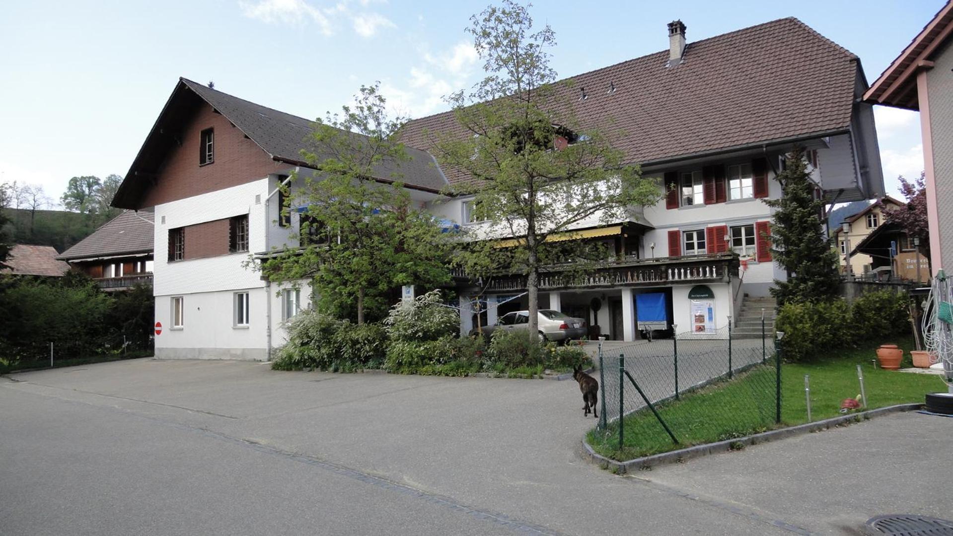 Landgasthof-Hotel Adler Langnau im Emmental Esterno foto